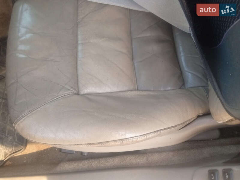 Седан Audi A6 1998 в Косові