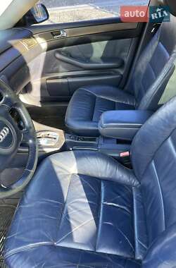 Седан Audi A6 2002 в 