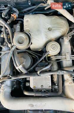 Седан Audi A6 2001 в 