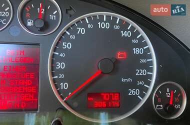 Седан Audi A6 2001 в 