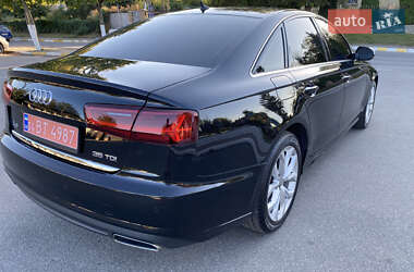 Седан Audi A6 2015 в 