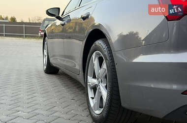 Седан Audi A6 2020 в 