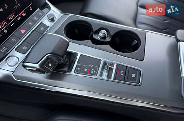Седан Audi A6 2020 в 