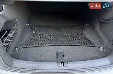Седан Audi A6 2020 в 