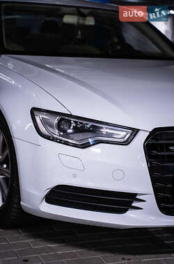 Седан Audi A6 2013 в 