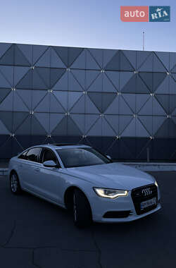 Седан Audi A6 2013 в 