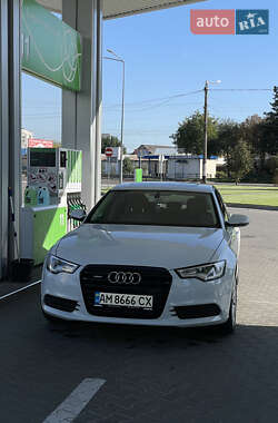 Седан Audi A6 2013 в 