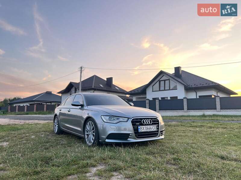 Седан Audi A6 2013 в 
