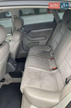 Седан Audi A6 2004 в 