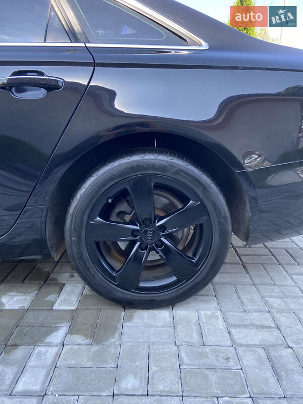 Седан Audi A6 2014 в Киеве