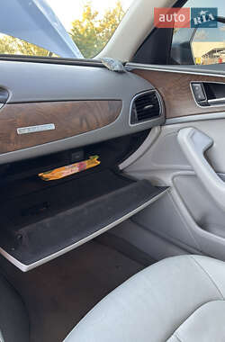 Седан Audi A6 2013 в 