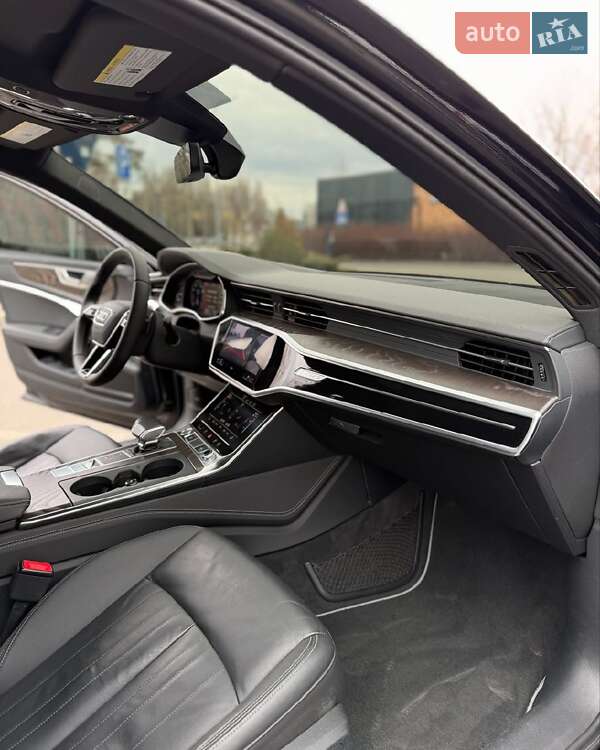 Седан Audi A6 2019 в Киеве