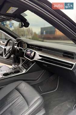 Седан Audi A6 2019 в 