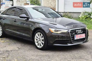 Седан Audi A6 2012 в 