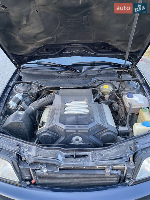 Седан Audi A6 1995 в Львове