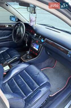 Универсал Audi A6 1998 в 