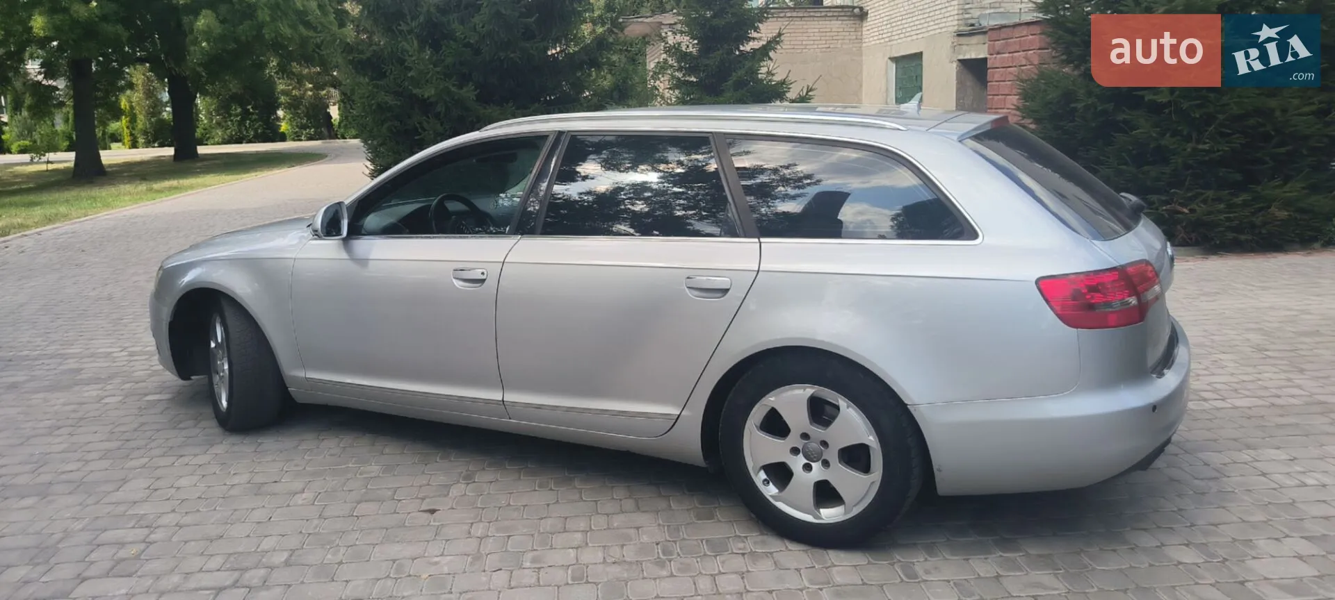 2010 Audi A6 - мініатюра 4
