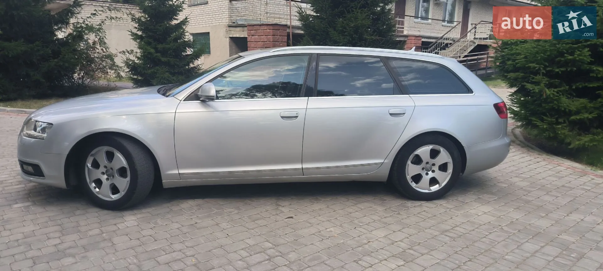 2010 Audi A6 - мініатюра 11
