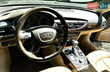 Седан Audi A6 2013 в 