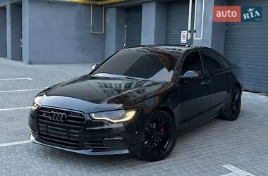 Седан Audi A6 2013 в 