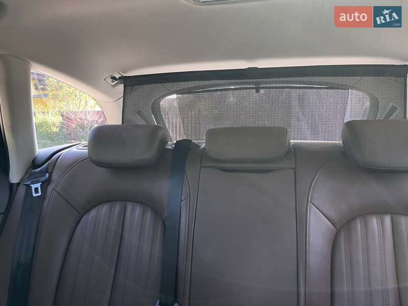 Универсал Audi A6 2015 в Киеве