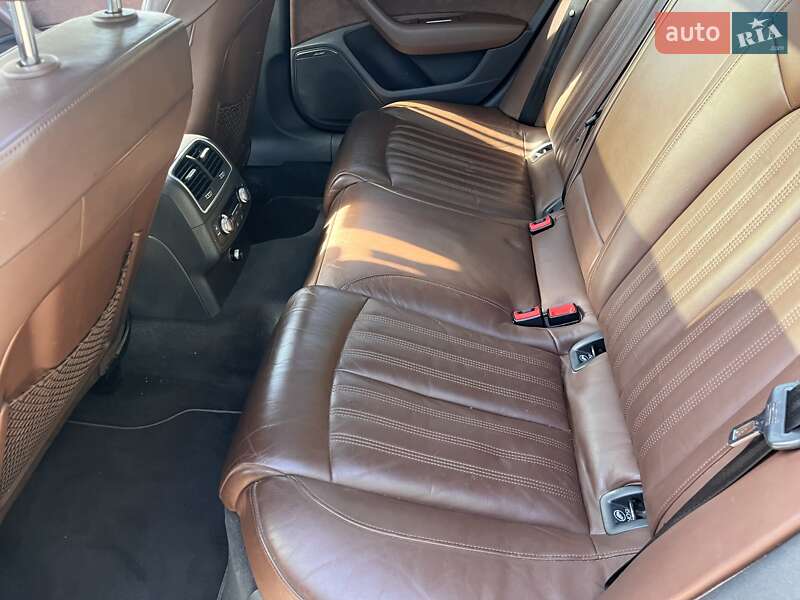 Универсал Audi A6 2015 в Киеве