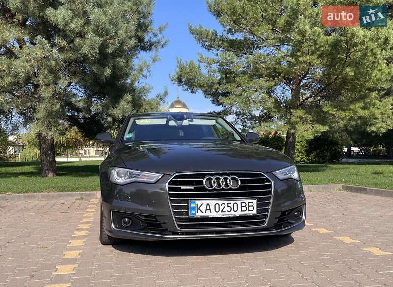Универсал Audi A6 2015 в Киеве