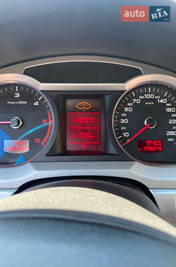 Седан Audi A6 2009 в 