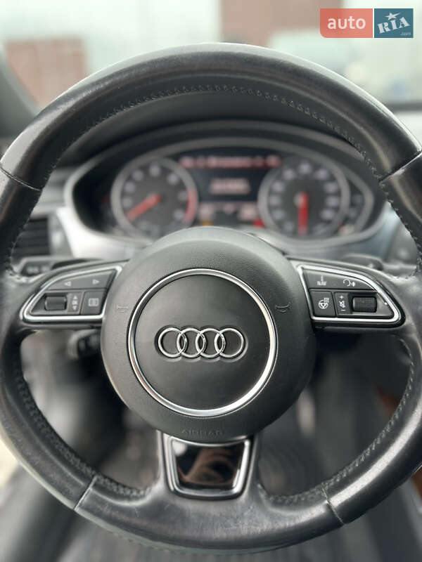 Седан Audi A6 2015 в Владимире