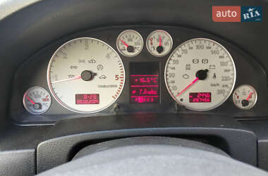 Универсал Audi A6 2003 в 