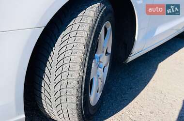 Седан Audi A6 2011 в 