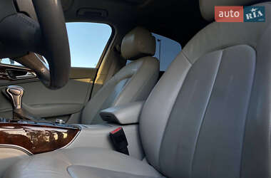 Седан Audi A6 2013 в 
