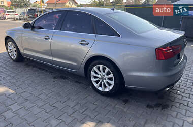 Седан Audi A6 2012 в 