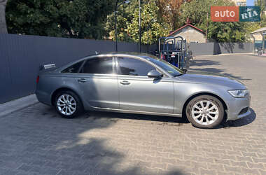 Седан Audi A6 2012 в 