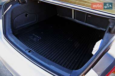 Седан Audi A6 2012 в 