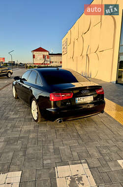 Седан Audi A6 2014 в 