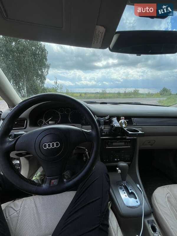Седан Audi A6 2002 в Попельне