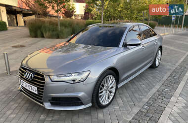 Седан Audi A6 2018 в 