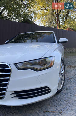 Седан Audi A6 2012 в 