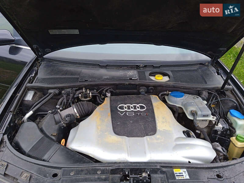Седан Audi A6 2004 в Сарнах