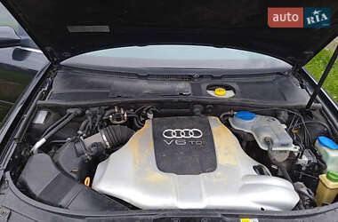 Седан Audi A6 2004 в 