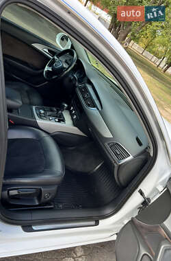 Седан Audi A6 2012 в 