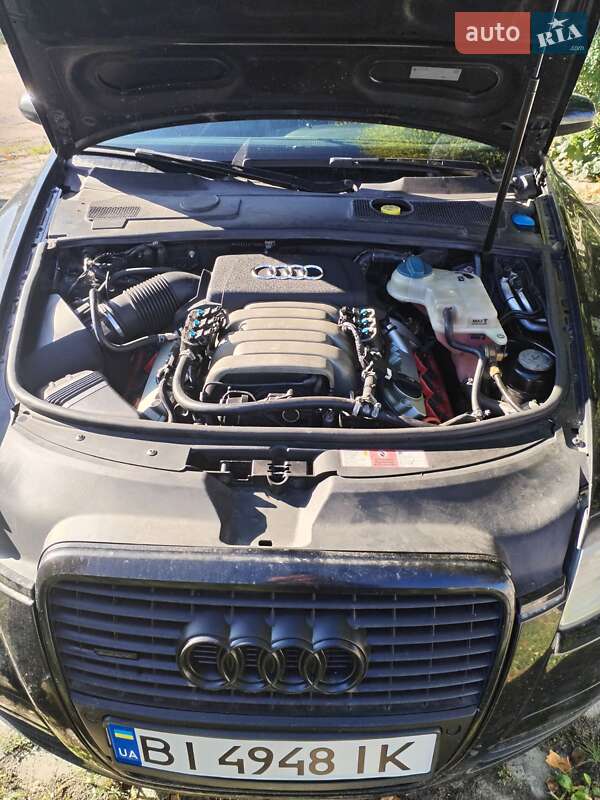 Седан Audi A6 2004 в Барышевке