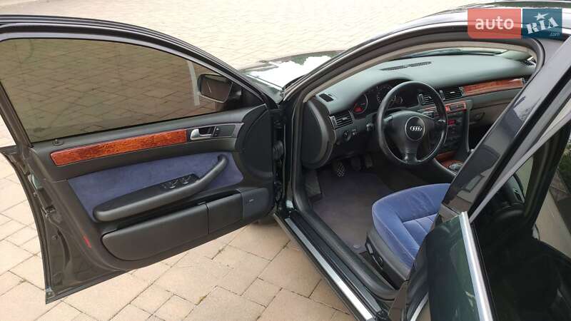 Седан Audi A6 2003 в Березному