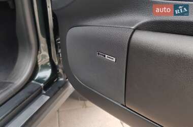 Седан Audi A6 2003 в 