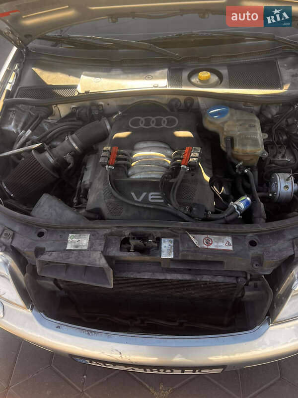 Седан Audi A6 1998 в Запорожье