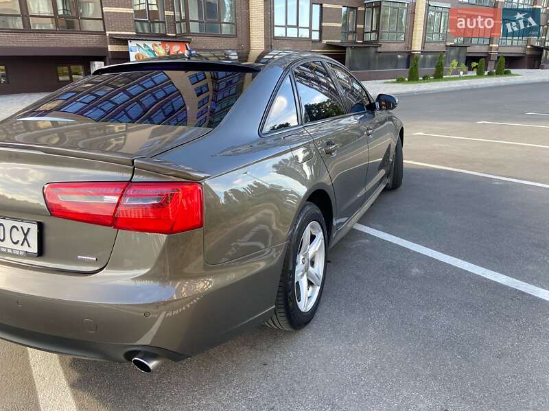 Седан Audi A6 2013 в Чернигове