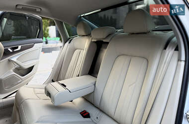 Седан Audi A6 2018 в 