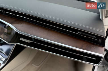 Седан Audi A6 2018 в 