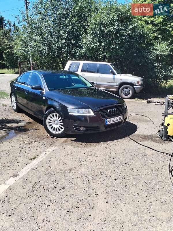 Седан Audi A6 2004 в Барышевке